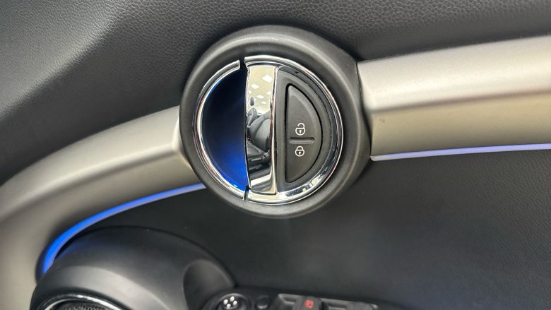 MINI Convertible 2.0 Cooper S Exclusive II 2dr Petrol Convertible